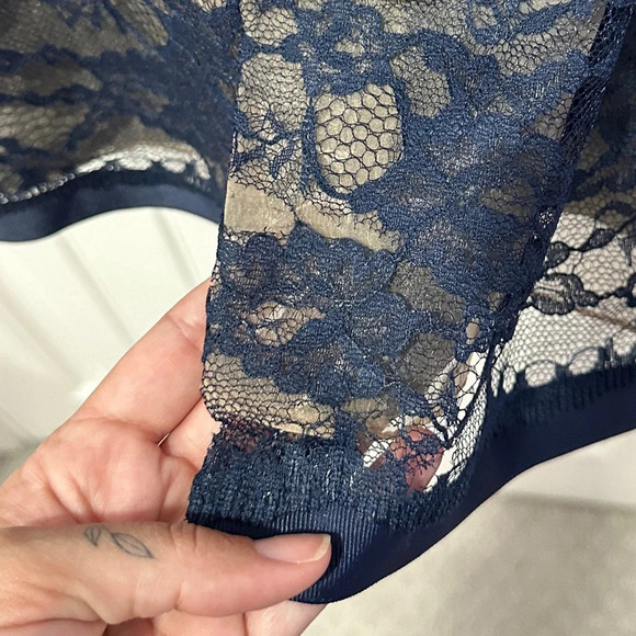 Vintage Rickie Freeman for T.J.Nites | nude lined navy lace mini dress | Size: 8 - Picture 6 of 11